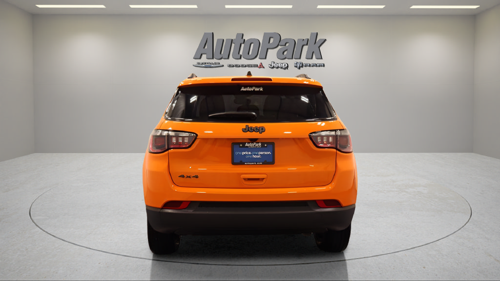 New 2026 Jeep Compass Latitude w/ Sun and Sound Group AWD/4WD image 9
