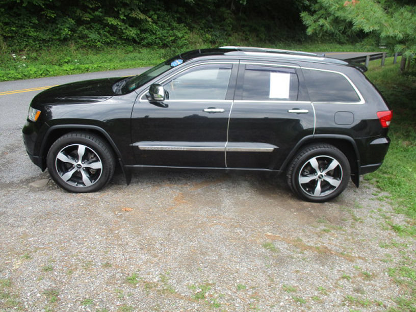 Used 2012 Jeep Grand Cherokee Overland AWD/4WD image 3