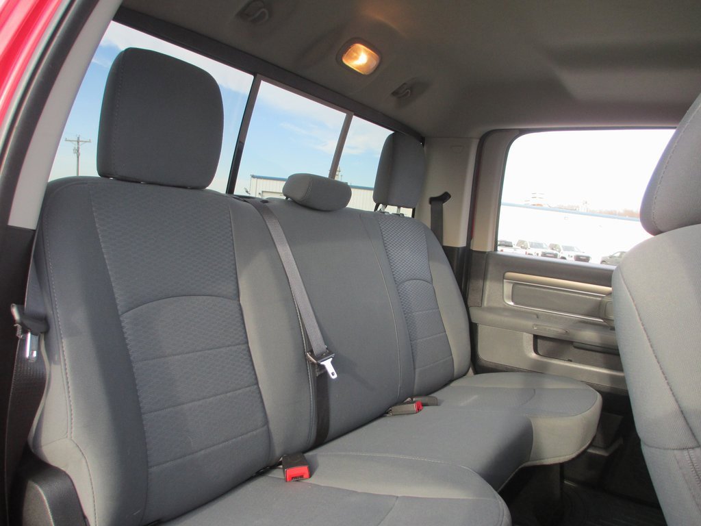 Used 2016 RAM 2500 SLT image 19