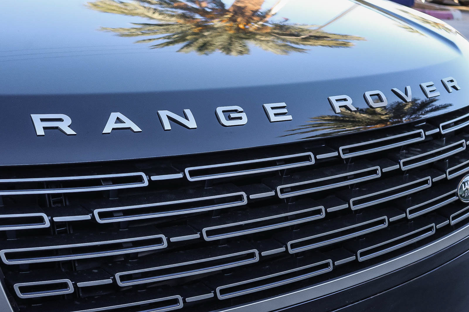New 2026 Land Rover Range Rover SE AWD/4WD image 16