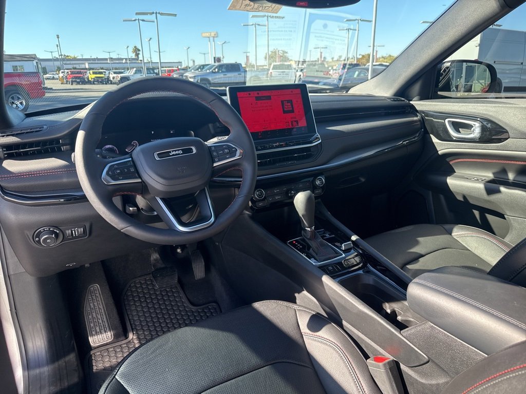 Certified 2024 Jeep Compass Trailhawk w/ Trailhawk Elite Group image 16