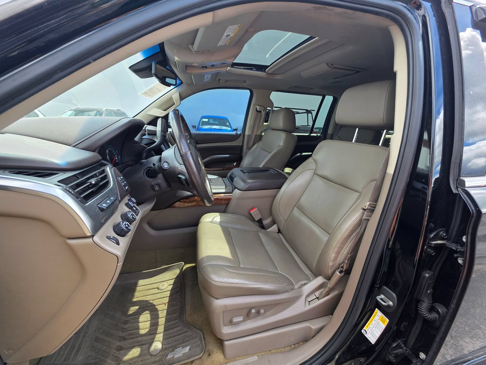Used 2016 Chevrolet Suburban LTZ AWD/4WD image 11