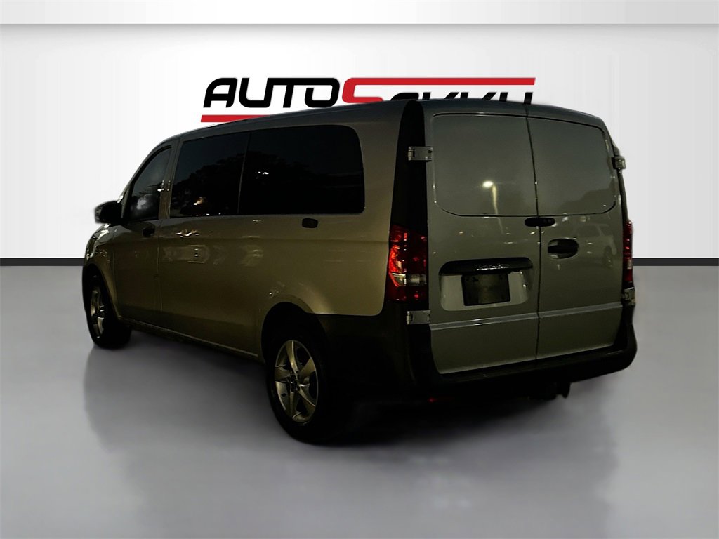 Used 2023 Mercedes-Benz Metris image 6