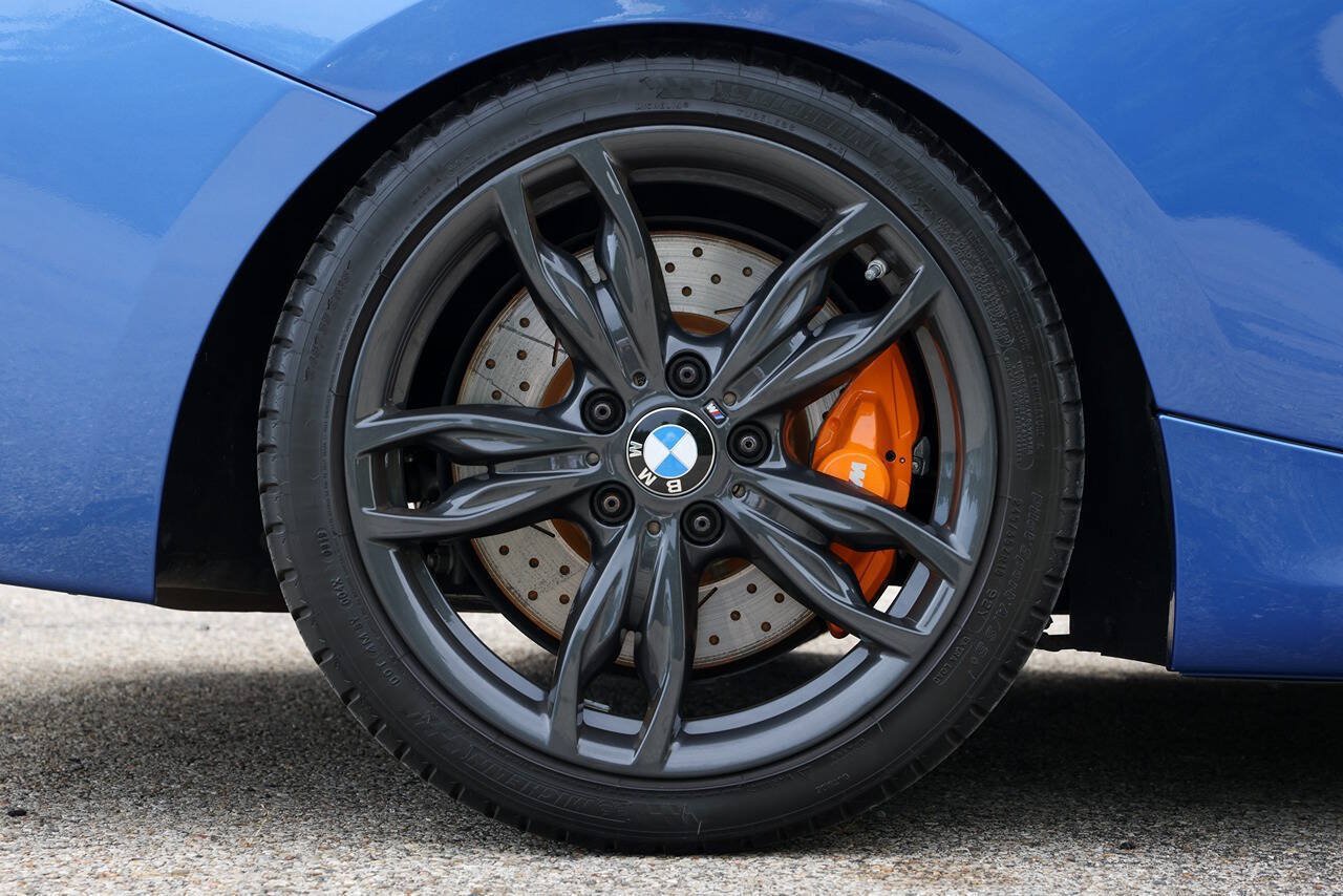 Used 2017 BMW M240i Coupe RWD image 9