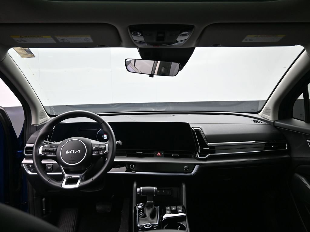 Used 2025 Kia Sportage SX image 30