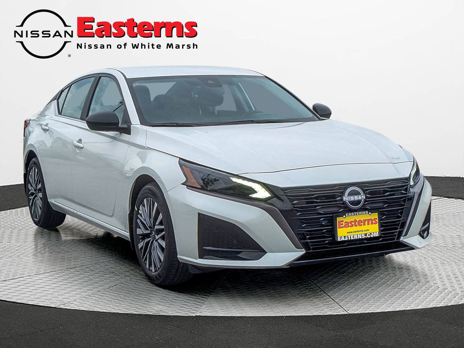 New 2026 Nissan Altima 2.5 SV FWD image 4