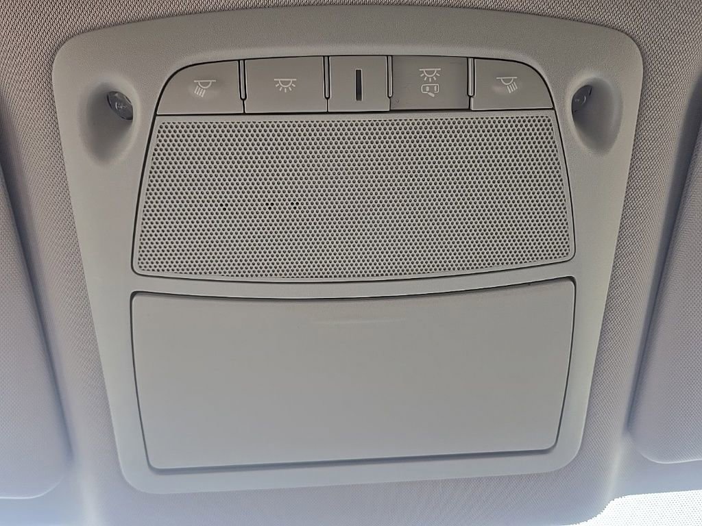 Used 2015 Nissan Rogue SV AWD/4WD image 23