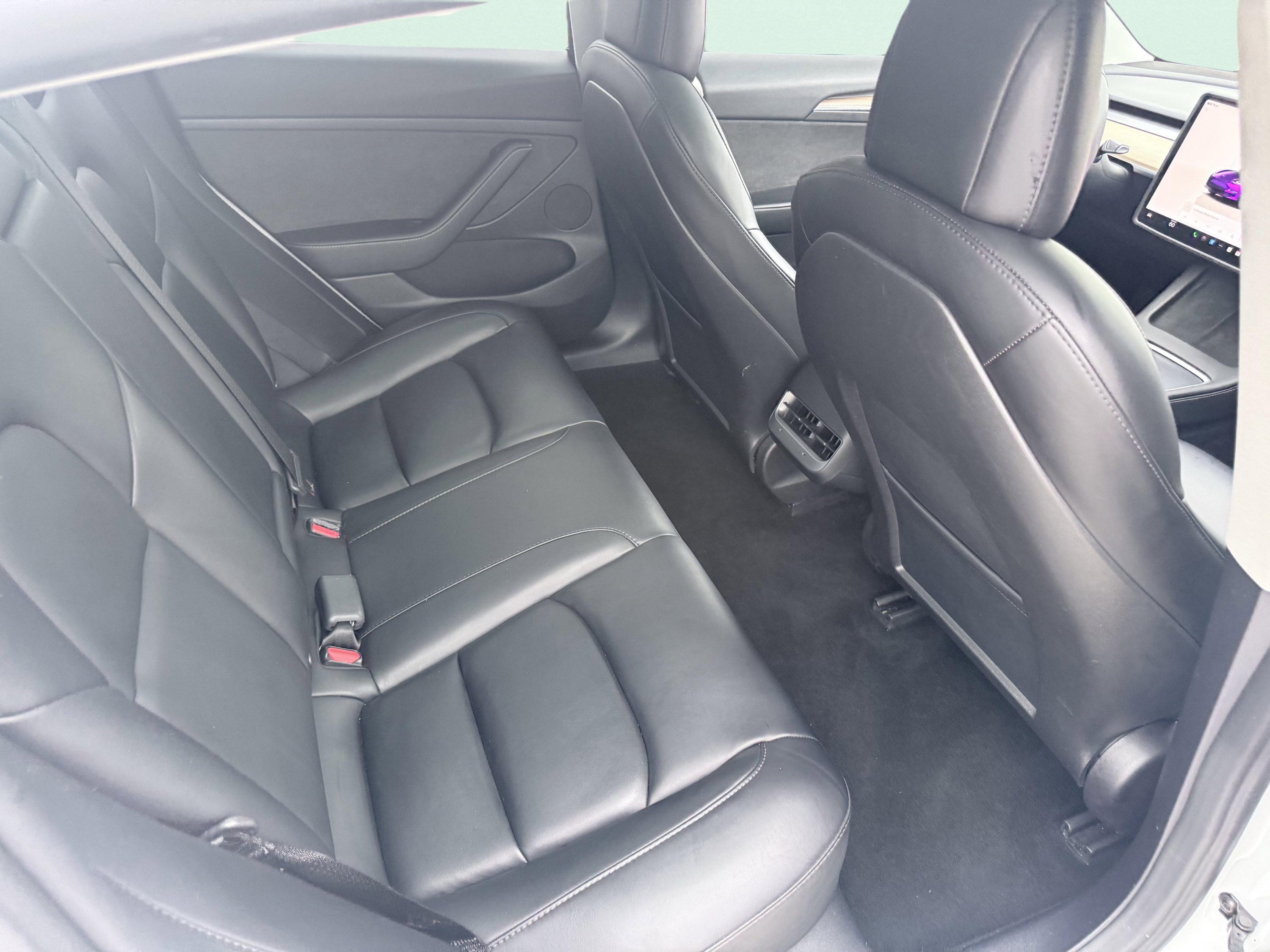 Used 2023 Tesla Model 3 Standard Range image 43