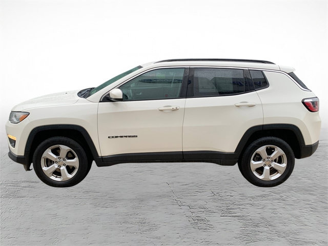 Used 2018 Jeep Compass Latitude w/ Popular Equipment Group AWD/4WD image 5