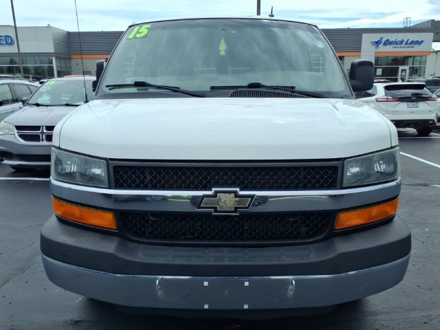 Used 2015 Chevrolet Express 3500 LT w/ LT Preferred Equipment Group RWD image 2