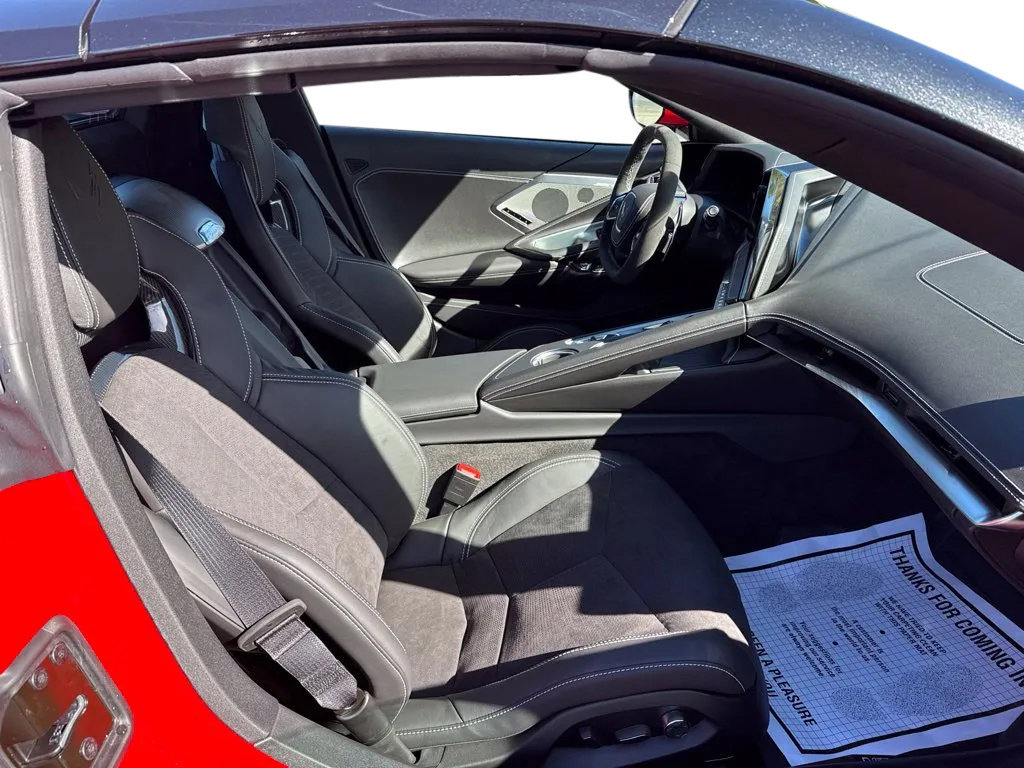 New 2027 Chevrolet Corvette Grand Sport w/ Z52 Sport Performance Package RWD image 15