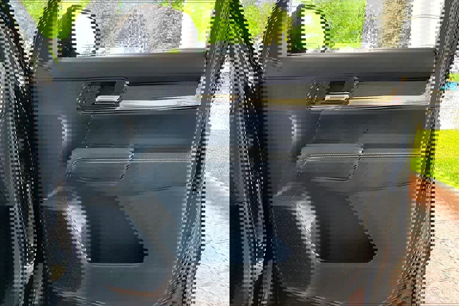 Used 2025 GMC Terrain Elevation FWD image 21