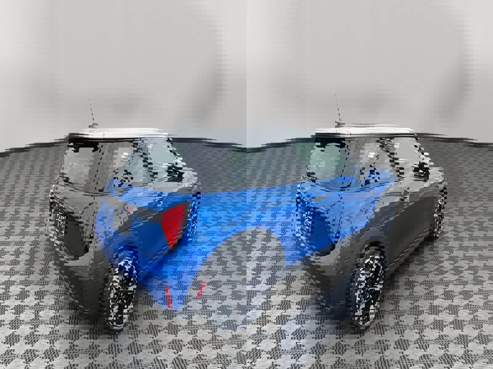 Used 2025 MINI Cooper S image 4