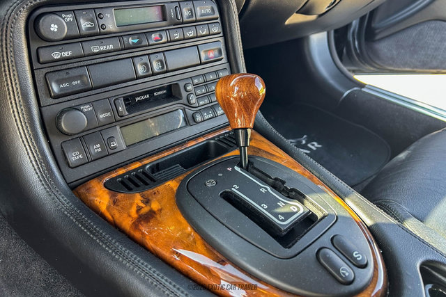 Used 1998 Jaguar XK8 Coupe image 54