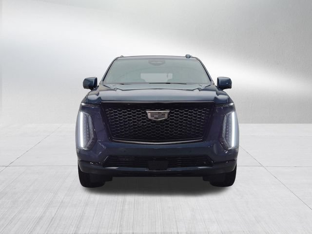New 2026 Cadillac Escalade Platinum Sport w/ LPO, ONYX Package AWD/4WD image 2