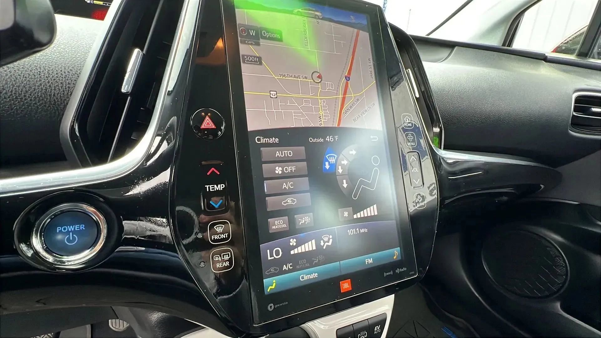 Used 2017 Toyota Prius Prime Advanced w/ Preferred Accessory Package image 21