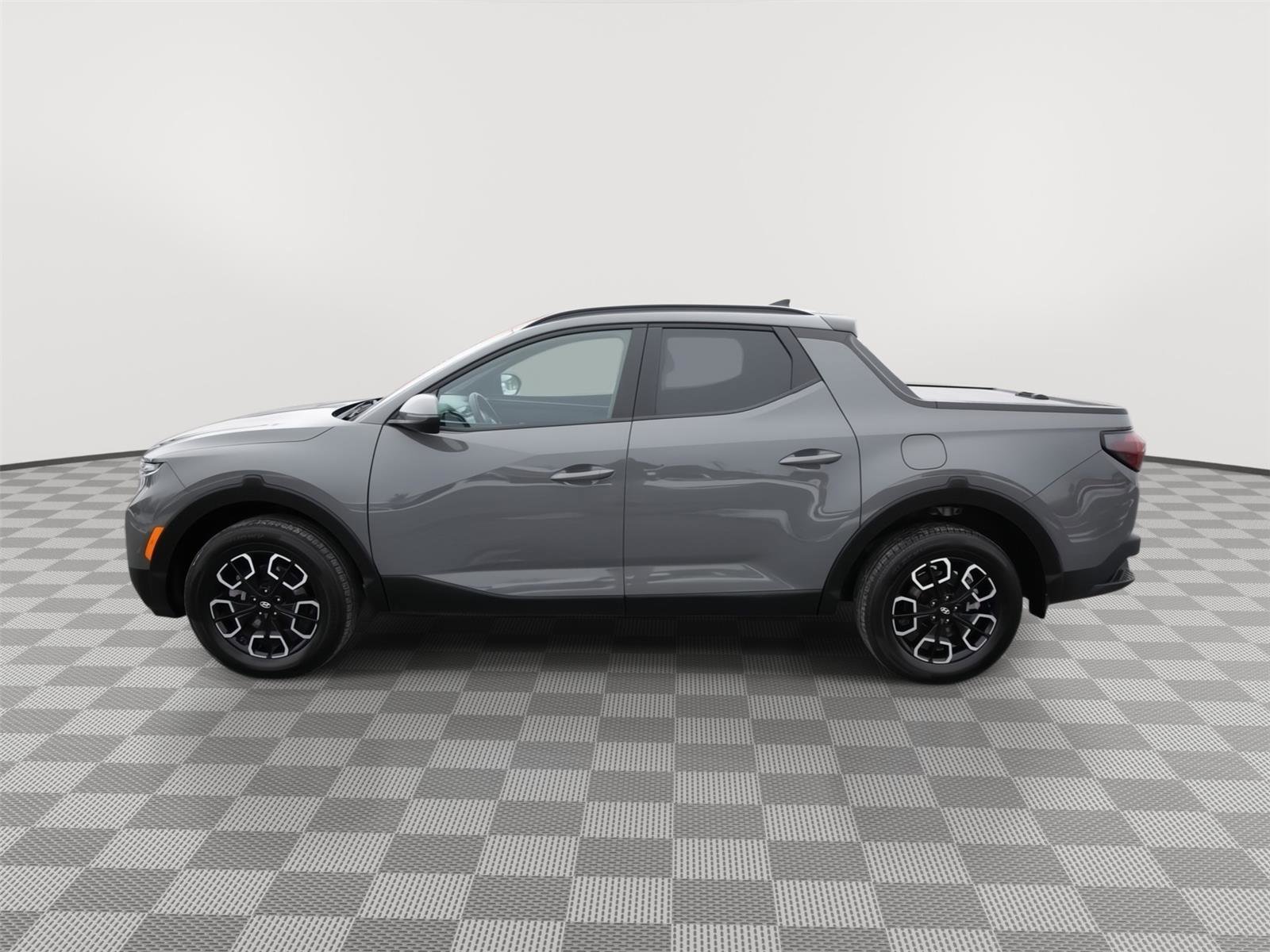 Used 2023 Hyundai Santa Cruz SEL Premium w/ Cargo Package image 25