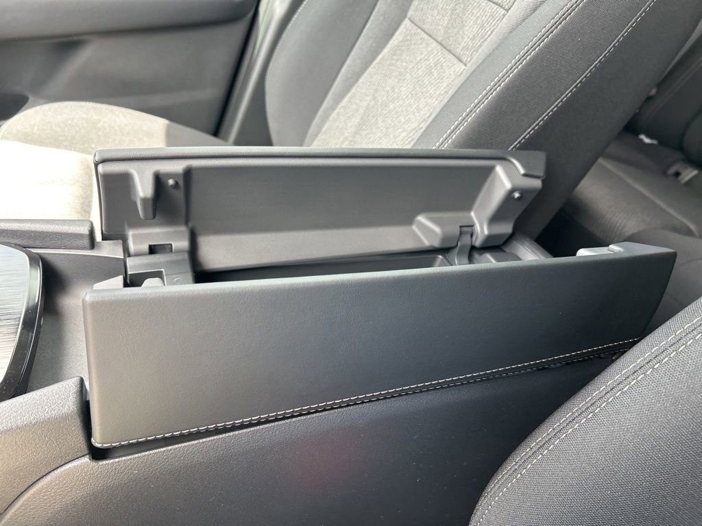 New 2026 Nissan Rogue SV image 38