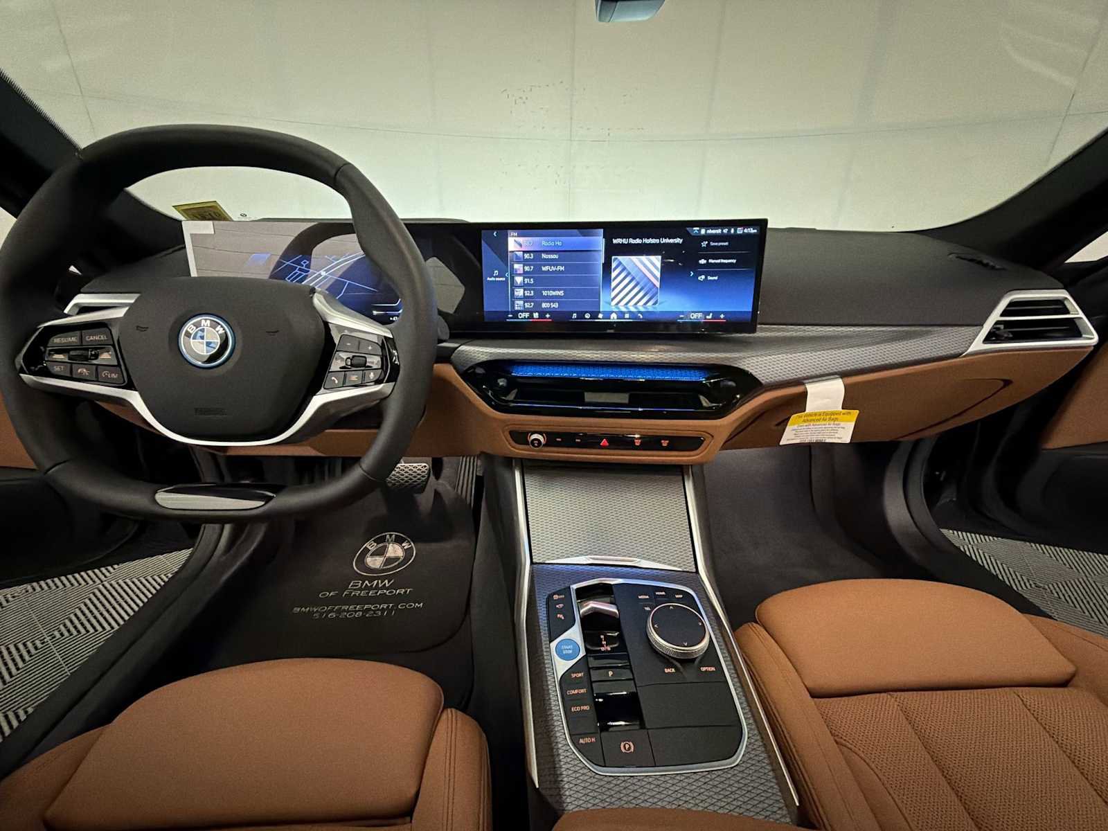 Used 2025 BMW i4 eDrive40 w/ Premium Package image 14