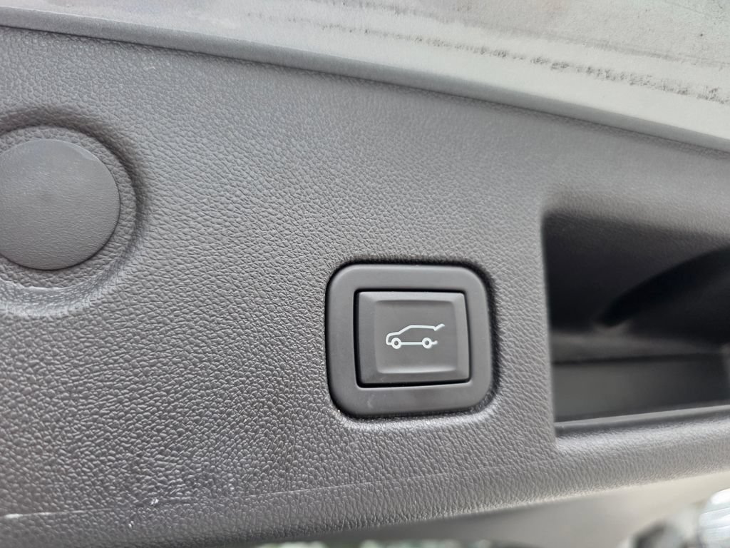 Certified 2024 Chevrolet Equinox LT FWD image 36