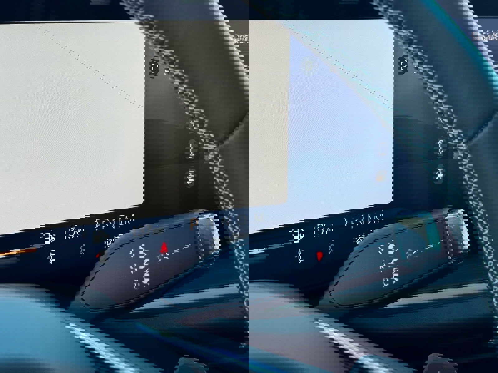 Used 2025 Buick Envision Sport Touring image 32