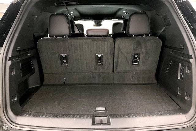 Used 2025 Chevrolet Traverse RS w/ LPO, Floor Liner Package AWD/4WD image 43
