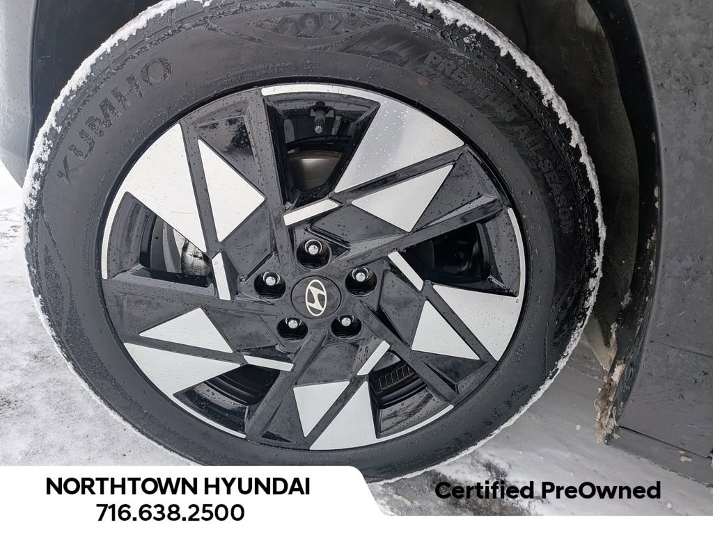 Used 2025 Hyundai Kona SEL image 41