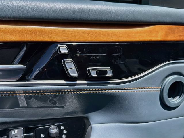 Used 2022 Jeep Grand Wagoneer Series II w/ Convenience Group III AWD/4WD image 27