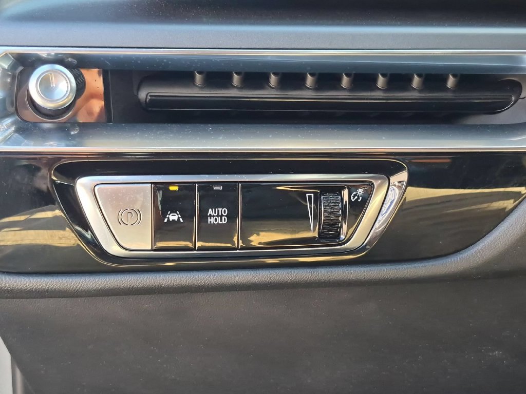 Certified 2024 Cadillac Lyriq Tech RWD image 10