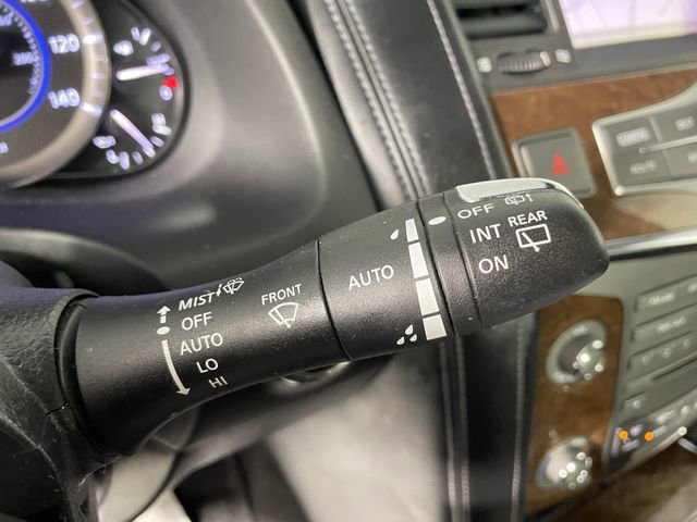 Used 2015 INFINITI QX80 4WD w/ Driver's Assistance Package image 12