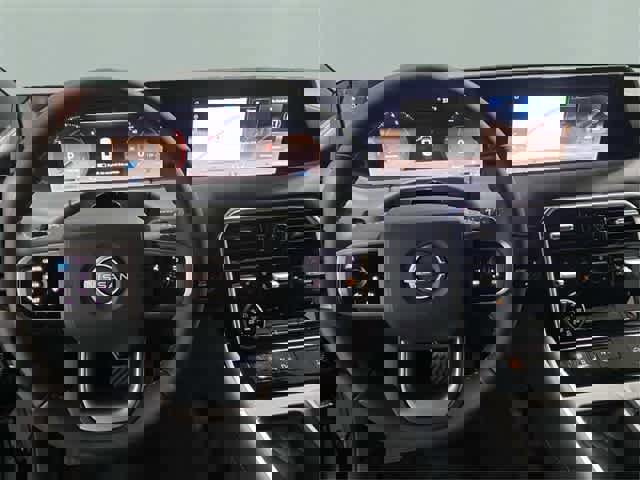 New 2025 Nissan Armada SL w/ Captain's Chari Seat Package image 13
