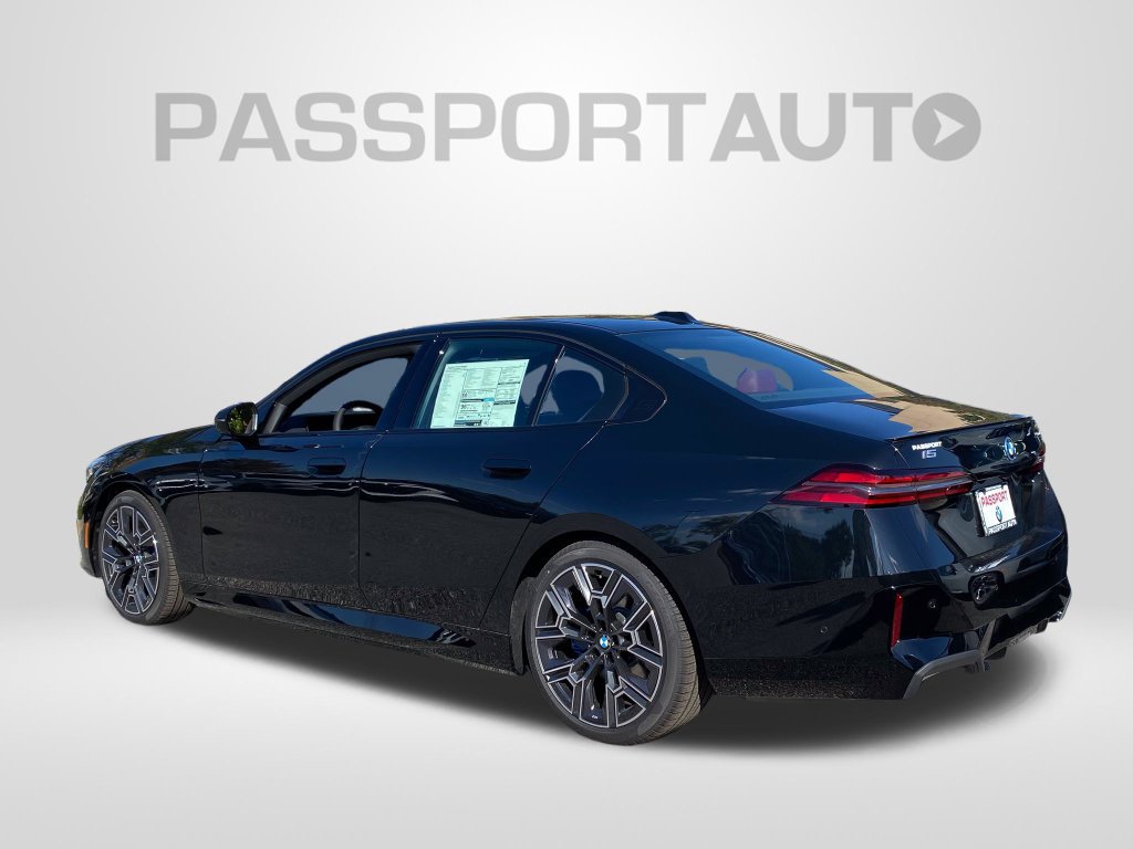 New 2027 BMW i5 xDrive40 w/ M Sport Package AWD/4WD image 3