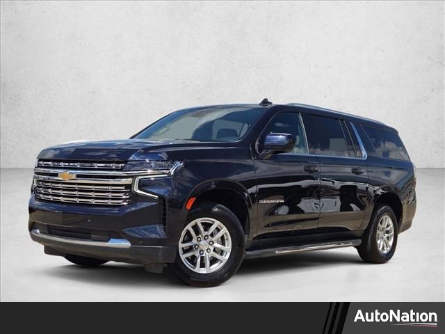 Used 2023 Chevrolet Suburban LT image 1