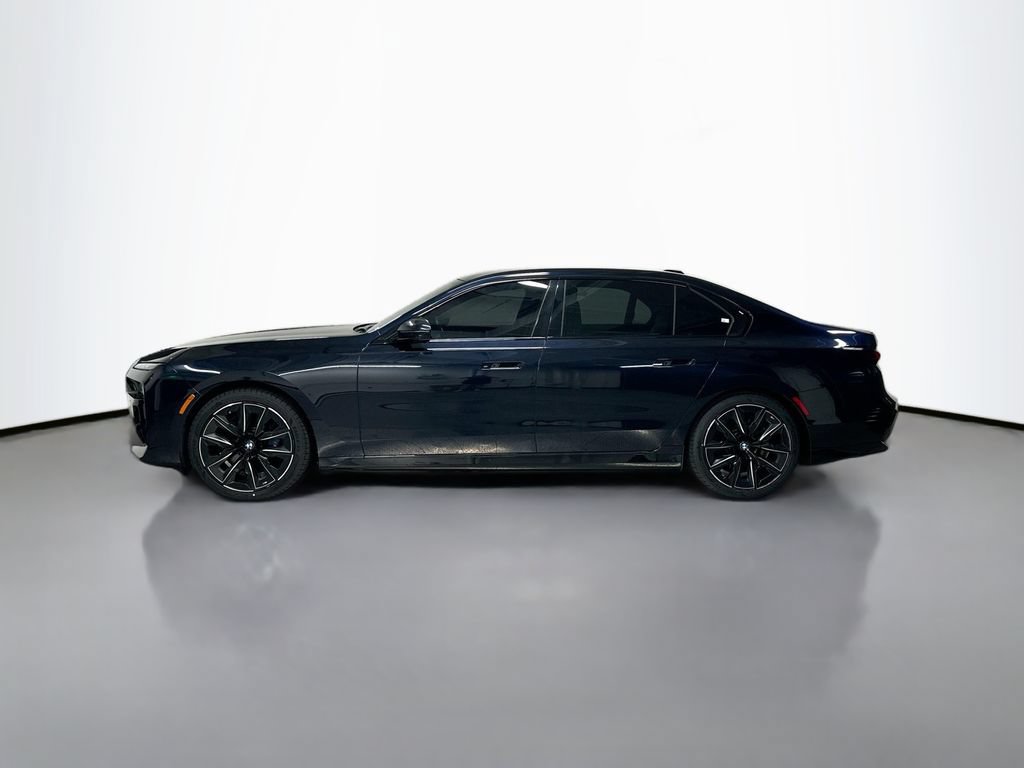 Used 2024 BMW i7 xDrive60 AWD/4WD image 2
