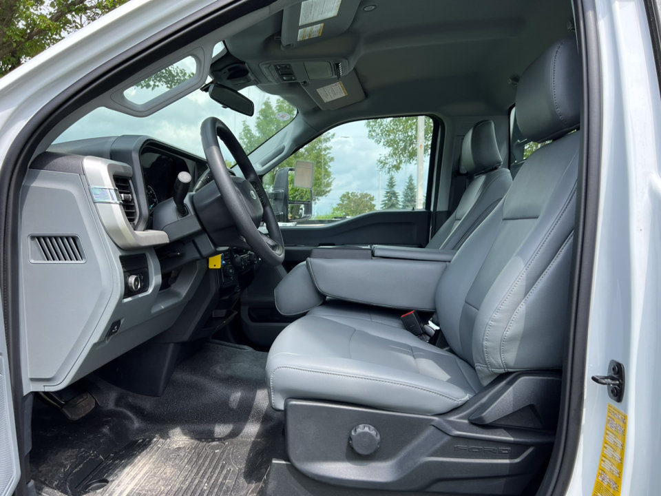 New 2024 Ford F350 XL w/ Snow Plow Prep Package AWD/4WD image 4