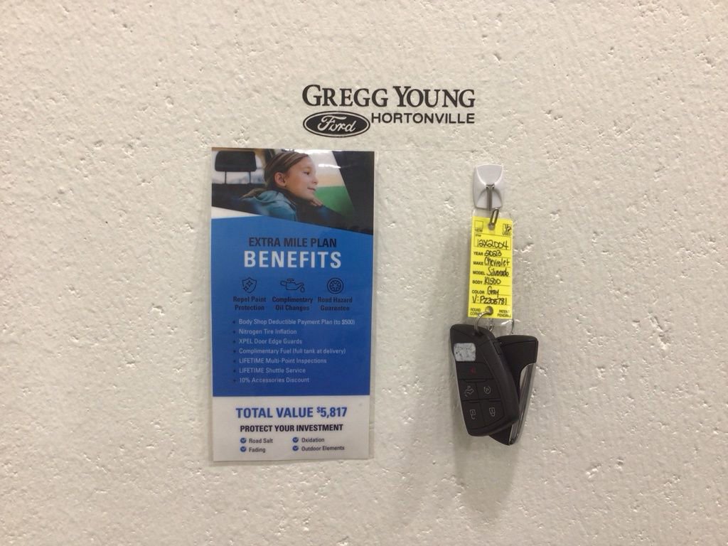 Used 2023 Chevrolet Silverado 1500 RST w/ Convenience Package II image 39