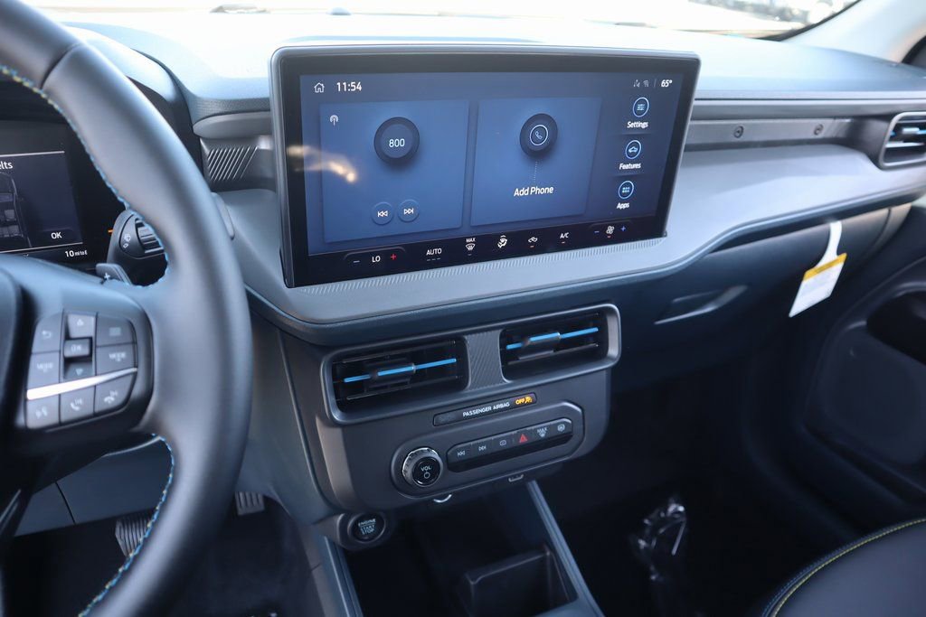 New 2026 Ford Maverick Lobo image 5