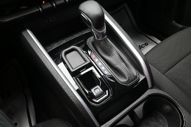 Used 2024 Chevrolet Colorado LT w/ LT Convenience Package RWD image 39