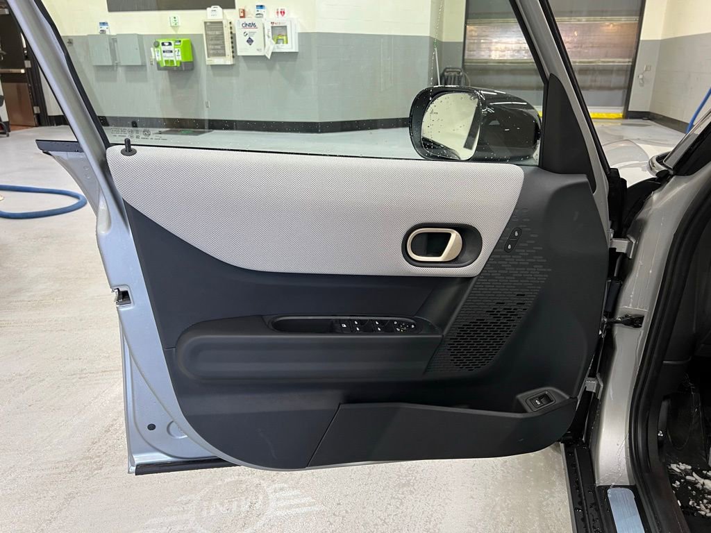 Certified 2025 MINI Cooper S image 10