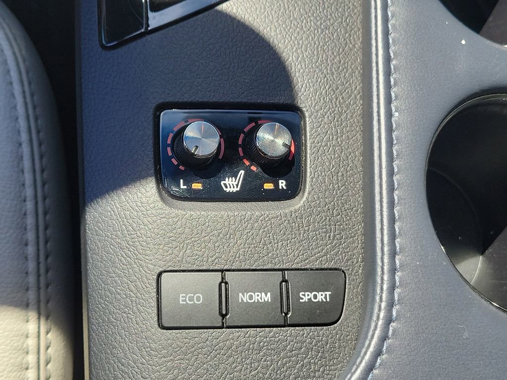 Used 2015 Toyota Avalon XLE Touring image 29