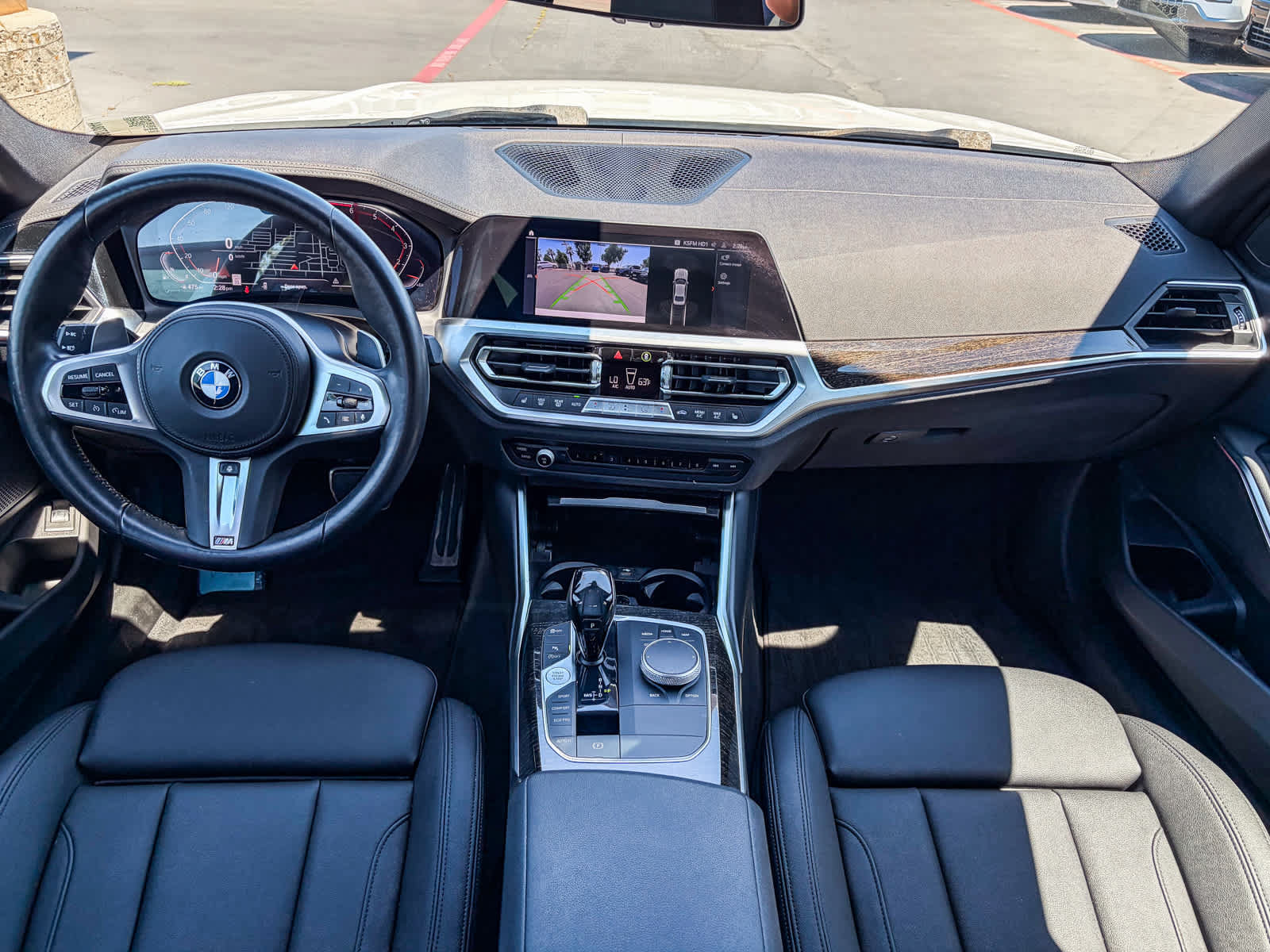 Used 2021 BMW 330i Sedan w/ M Sport Package RWD image 11