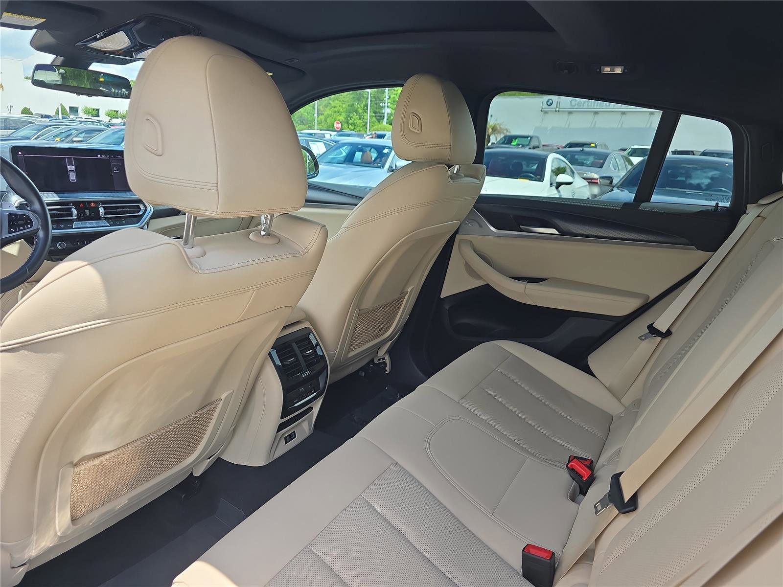 Used 2022 BMW X4 M40i AWD/4WD image 12