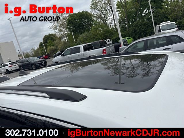 Used 2024 Jeep Grand Cherokee Limited w/ Luxury Tech Group II AWD/4WD image 6