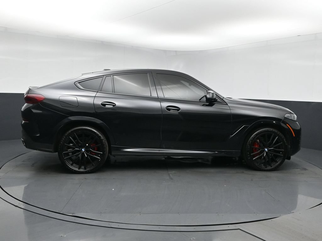 Used 2024 BMW X6 xDrive40i AWD/4WD image 3