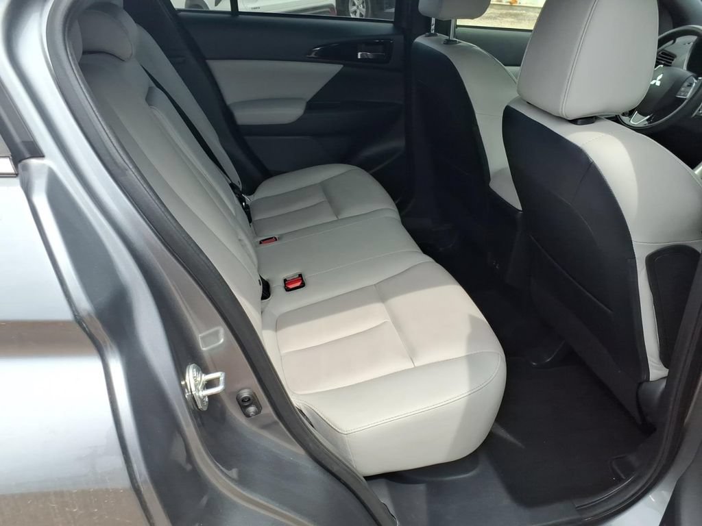 Used 2024 Mitsubishi Eclipse Cross SE AWD/4WD image 12