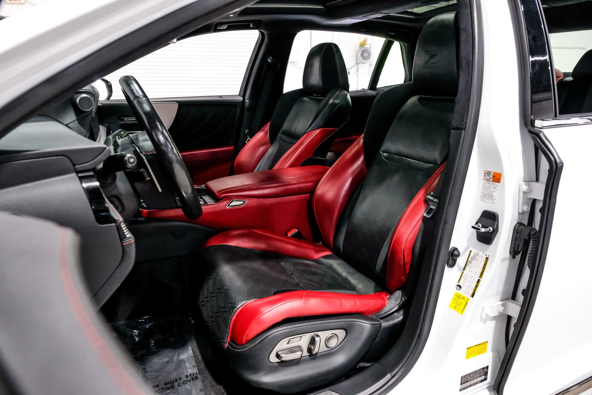 Used 2021 Lexus LS 500 F Sport w/ Accessory Package (Z2) image 37