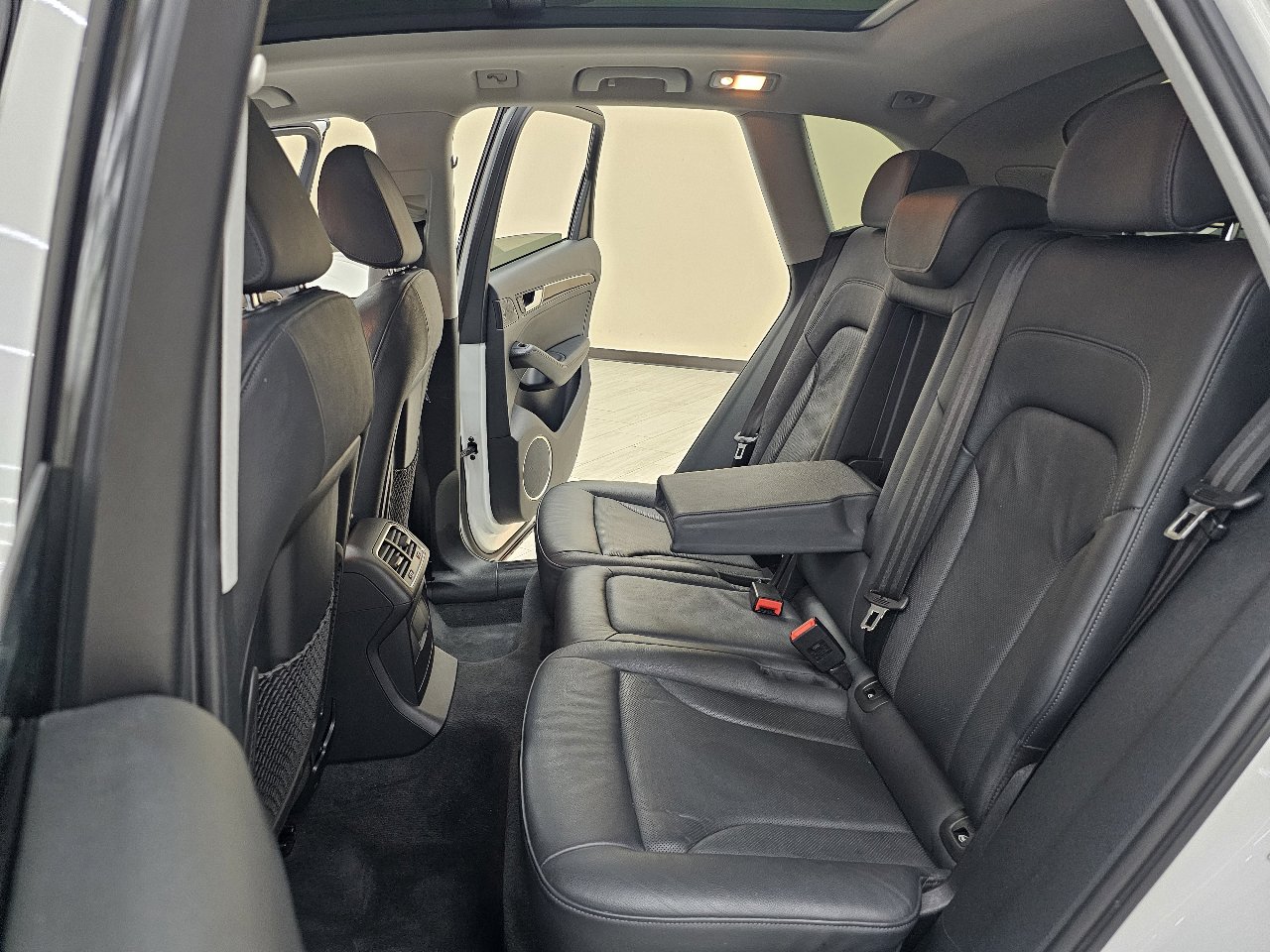 Used 2016 Audi Q5 3.0T Premium Plus w/ Technology Package image 25