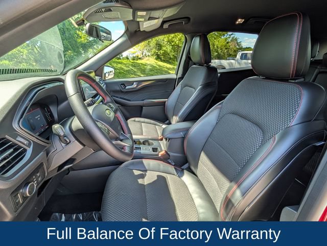 Used 2024 Ford Escape ST-Line w/ Tech Pack #1 AWD/4WD image 10