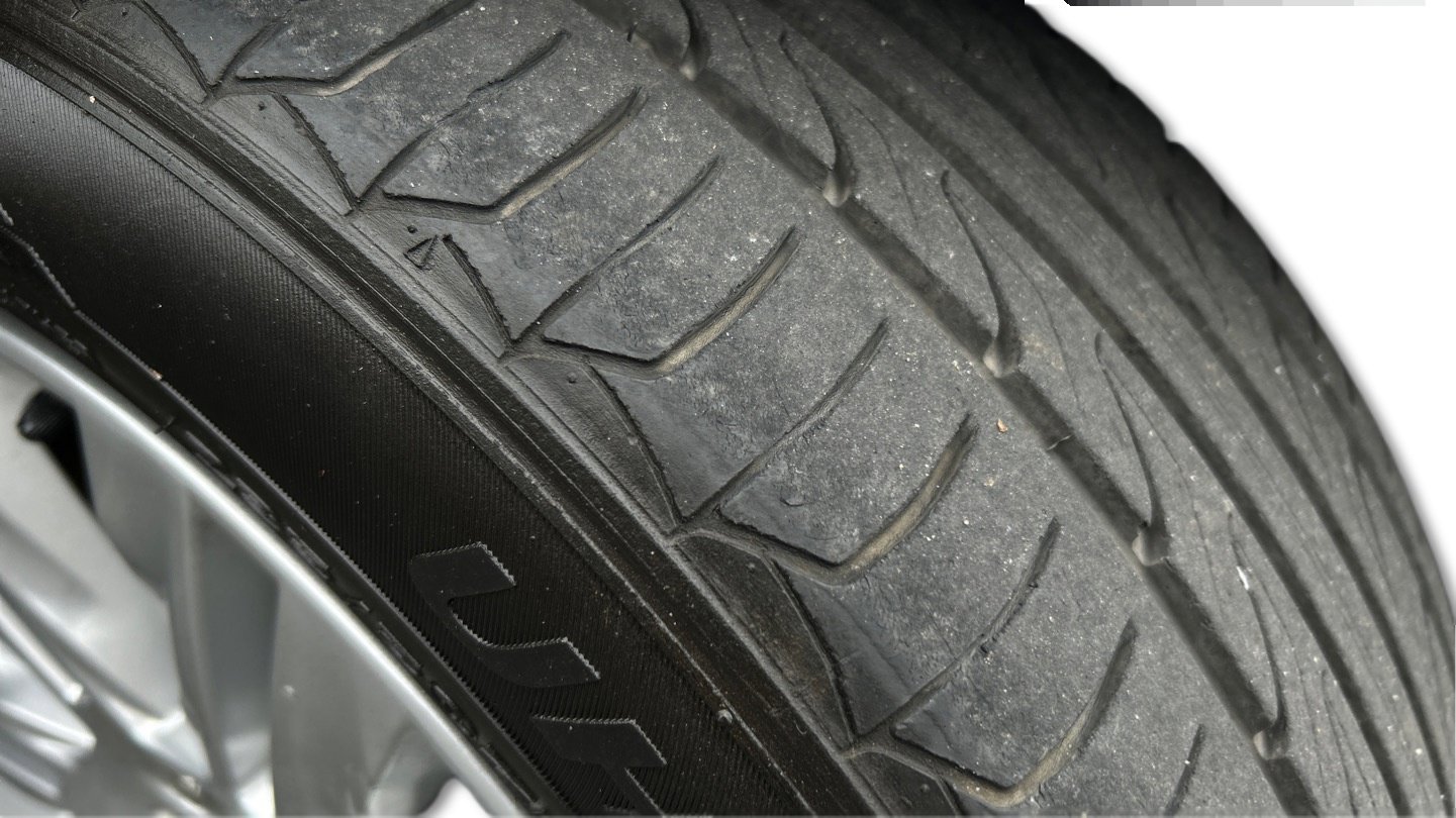 Used 2016 Jaguar XF Premium image 48