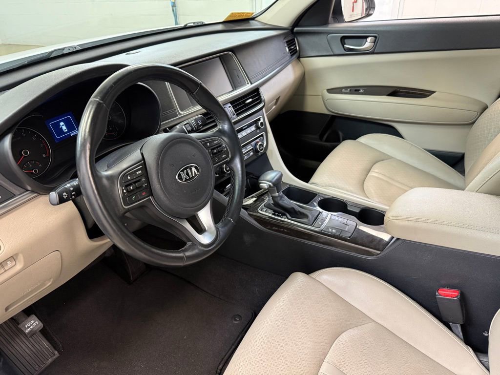 Used 2017 Kia Optima EX w/ Premium Package image 21